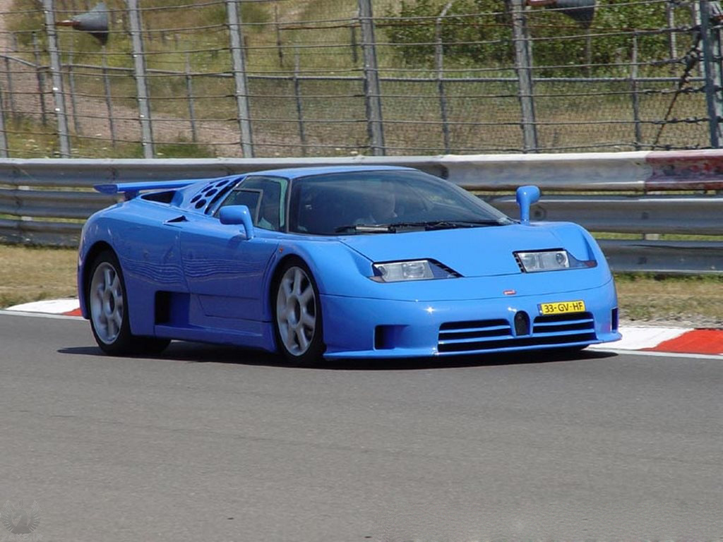 Bugatti EB 110 آبی