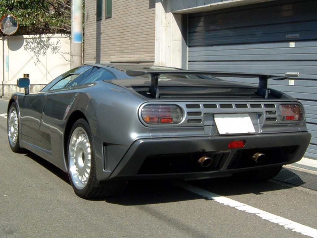 Bugatti EB 110 عکس